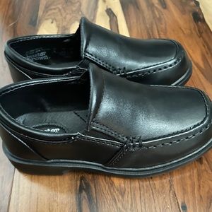 Boy dress shoes new without box toddler size 9